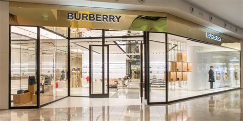 burberry at the mall of millenia|the mall at millenia.